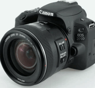 Фотоаппарат Canon EOS 200D Kit EF-S 18-55mm f/3.5-5.6 DC III, черный